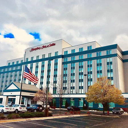 Hampton Inn & Suites Chicago North Shore-3